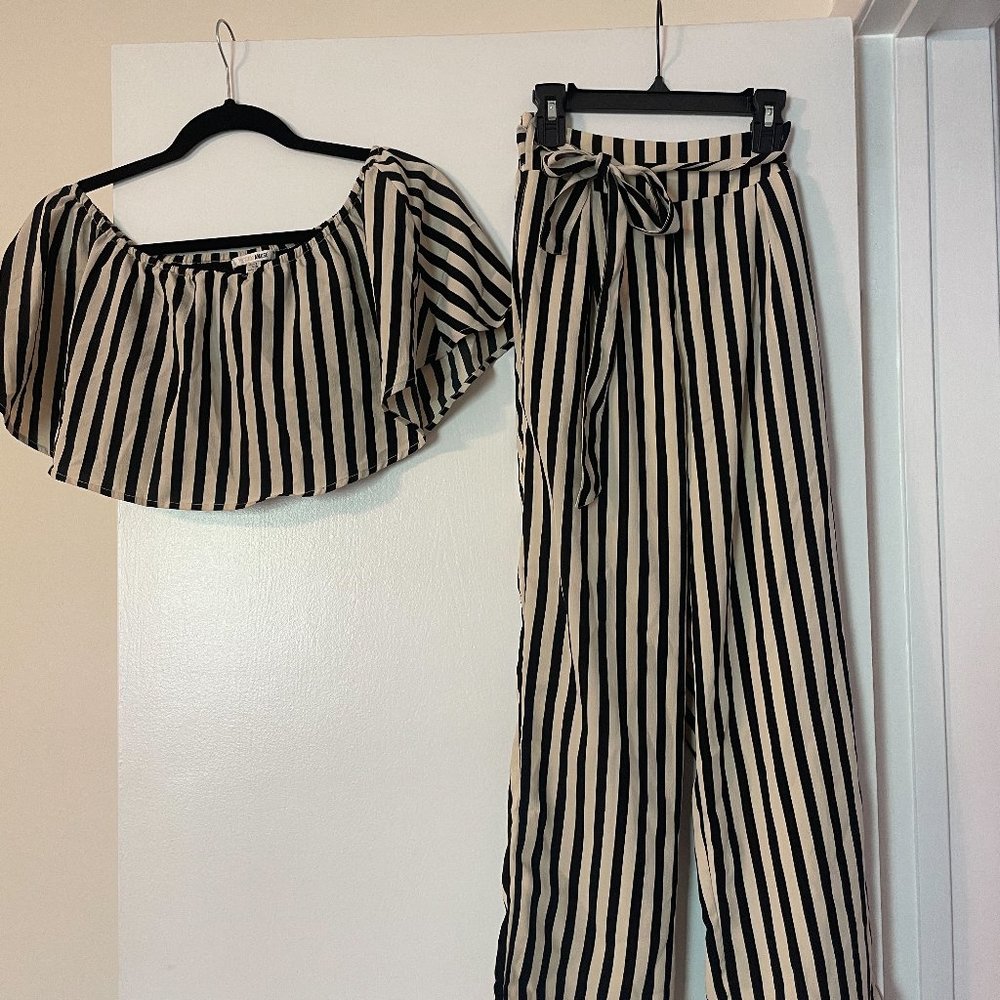 Amuse Society Off The Shoulder & Pants Set